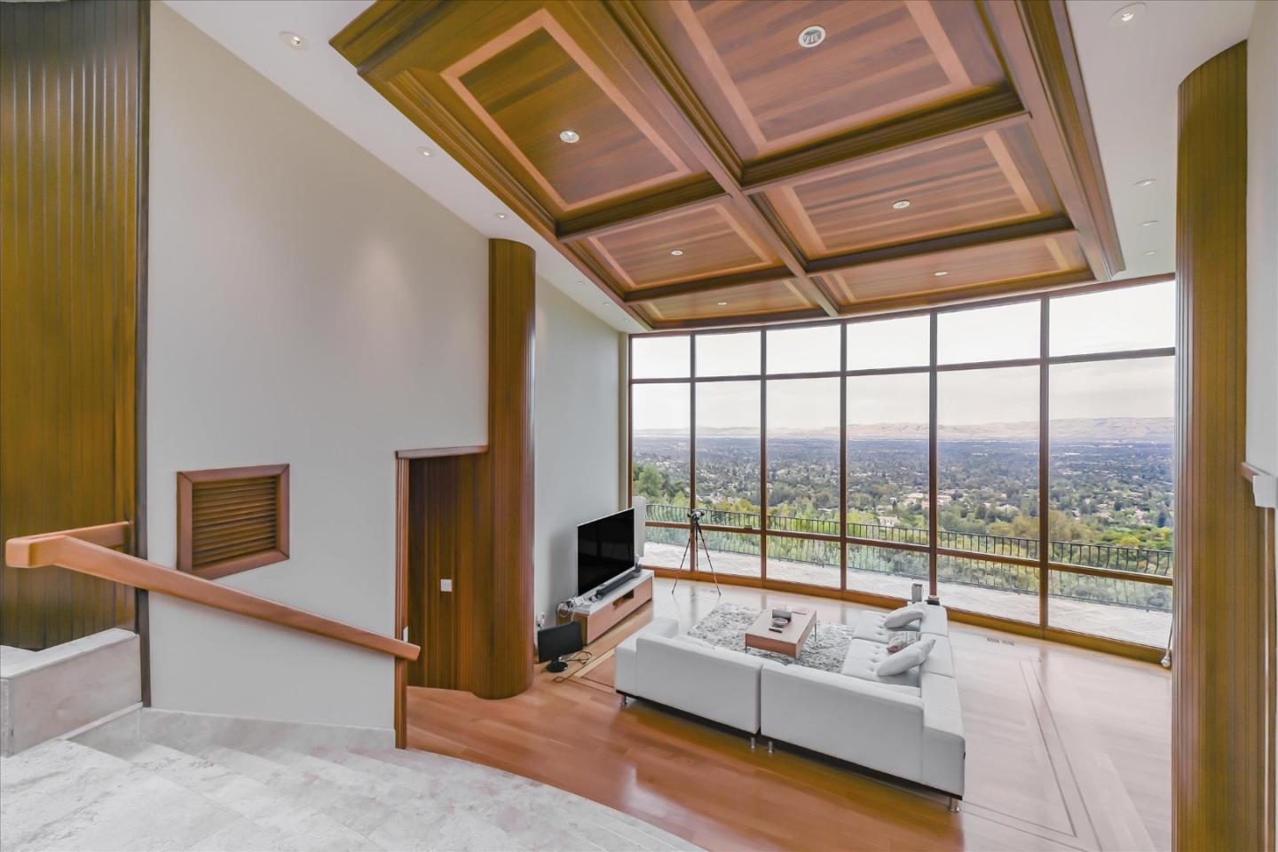 Detail Gallery Image 6 of 47 For 15345 Bohlman Rd, Saratoga,  CA 95070 - 5 Beds | 6/1 Baths