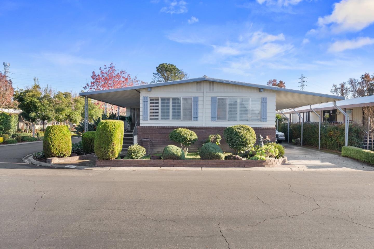 Detail Gallery Image 3 of 57 For 80 Quail Hollow Dr #80,  San Jose,  CA 95128 - 2 Beds | 2 Baths