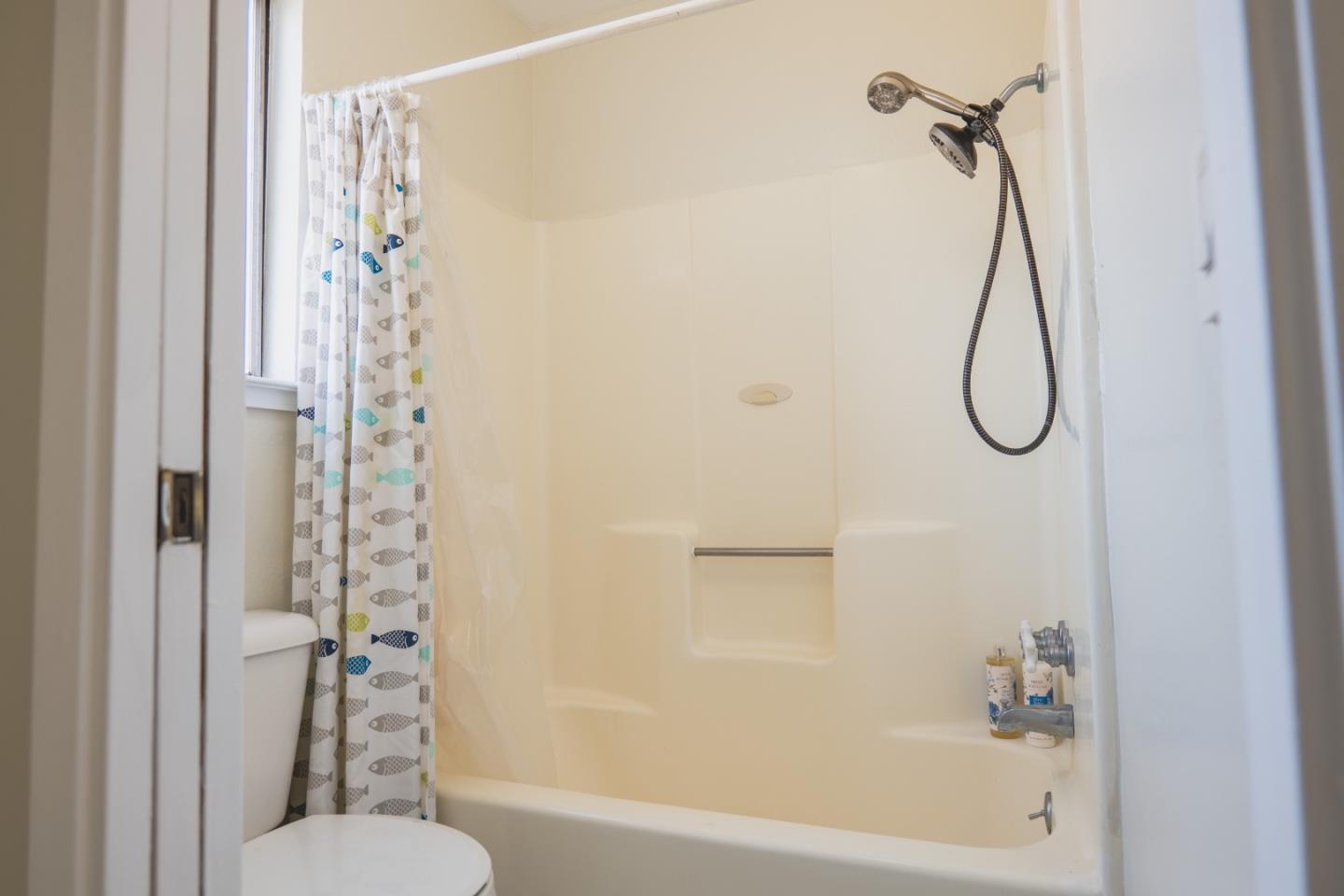 Detail Gallery Image 23 of 29 For 651 N 4th St, San Jose,  CA 95112 - 2 Beds | 2/1 Baths