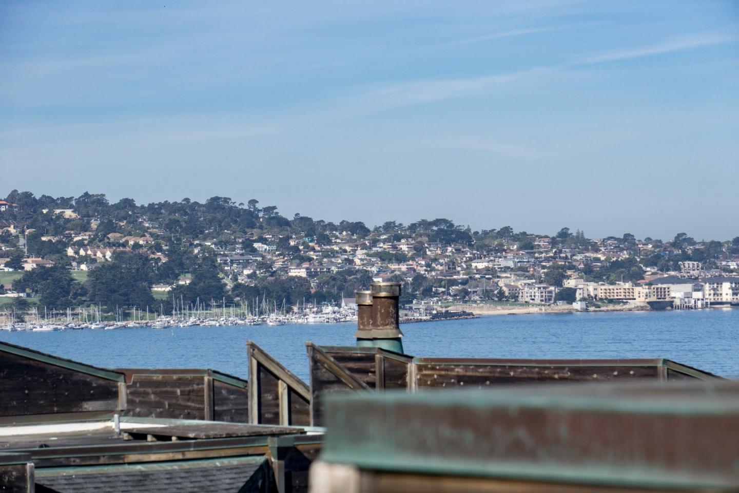 Detail Gallery Image 4 of 22 For 1 Surf Way #228,  Monterey,  CA 93940 - 2 Beds | 2 Baths