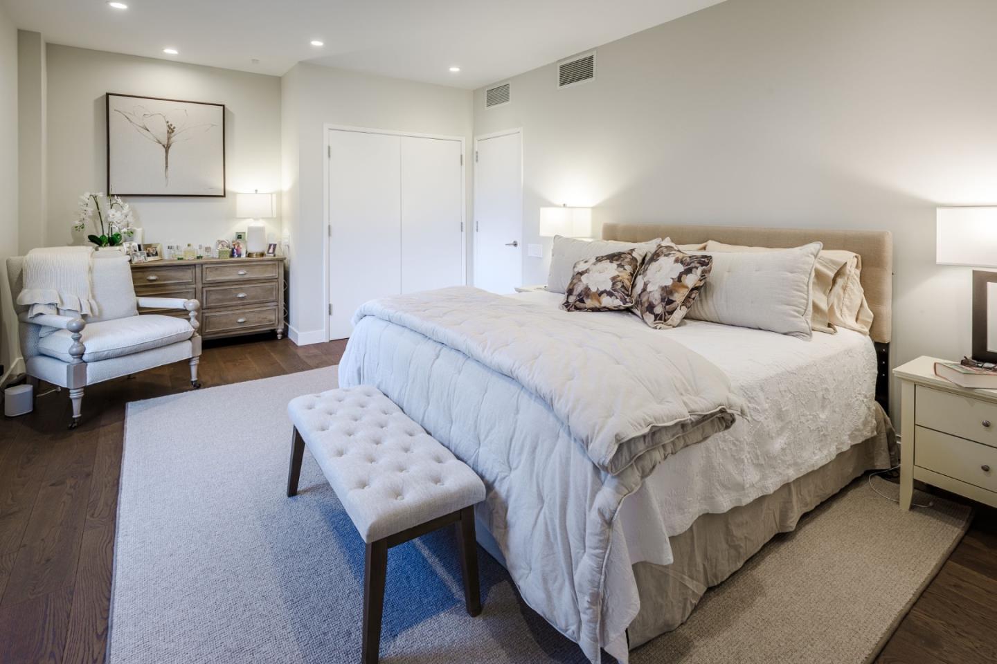 Detail Gallery Image 11 of 22 For 20 W 3rd Ave #202,  San Mateo,  CA 94402 - 2 Beds | 2/1 Baths