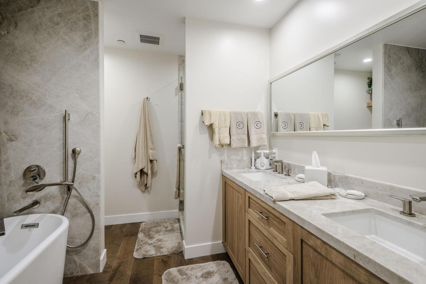 Detail Gallery Image 13 of 22 For 20 W 3rd Ave #202,  San Mateo,  CA 94402 - 2 Beds | 2/1 Baths