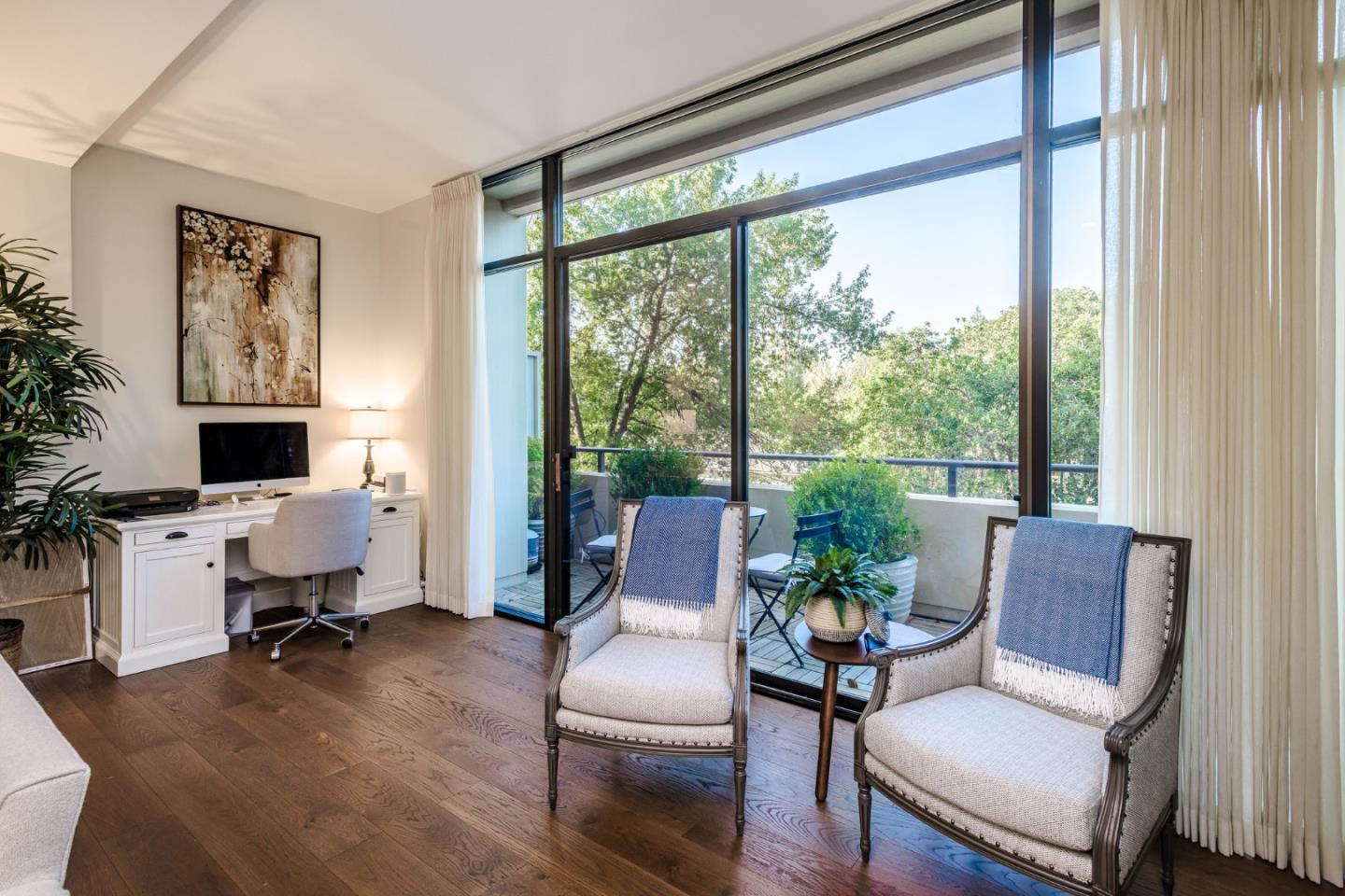 Detail Gallery Image 7 of 22 For 20 W 3rd Ave #202,  San Mateo,  CA 94402 - 2 Beds | 2/1 Baths