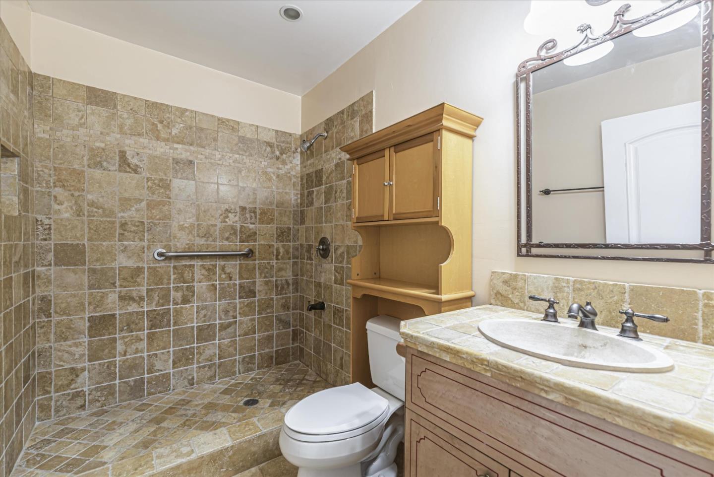 Detail Gallery Image 13 of 15 For 7150 Estepa Dr a,  Tujunga,  CA 91042 - 1 Beds | 1 Baths