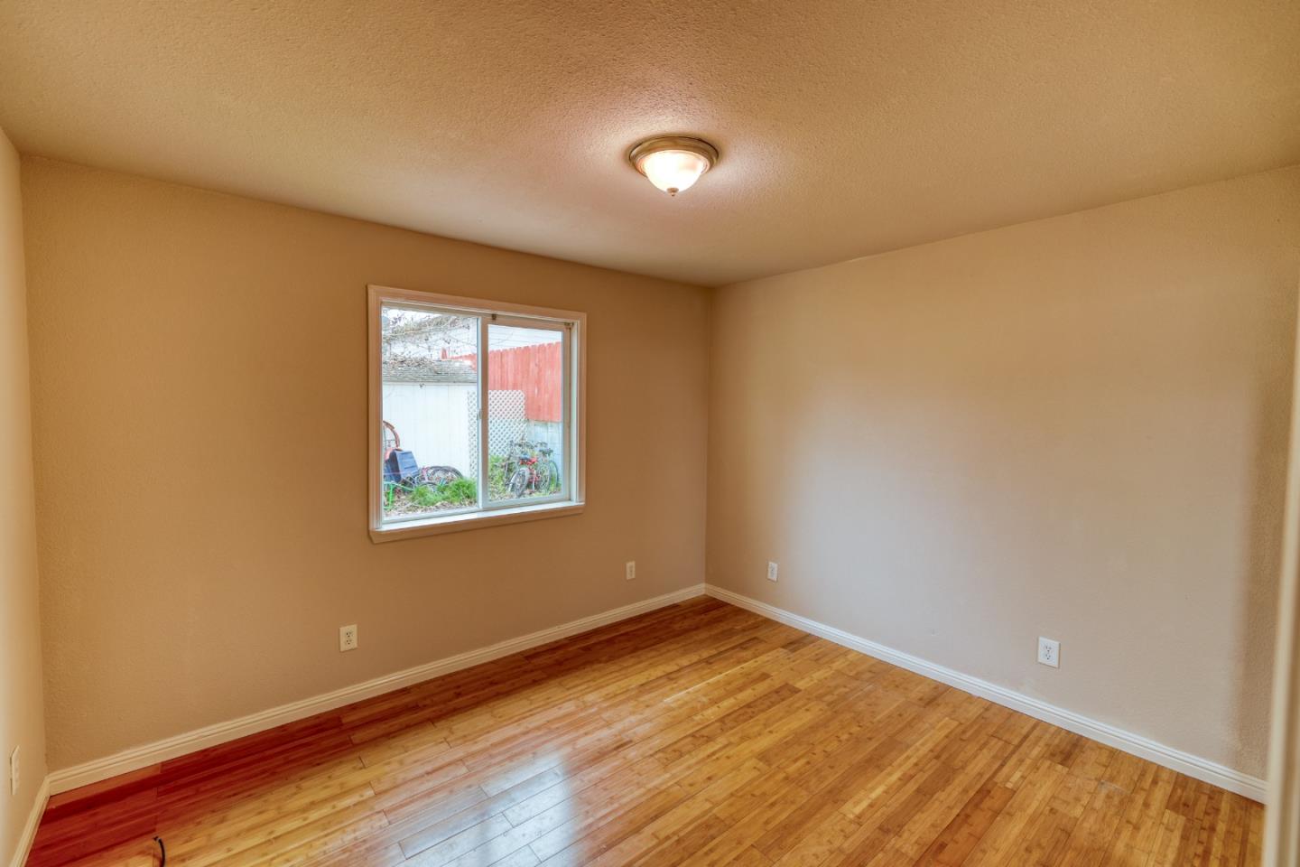 Detail Gallery Image 12 of 30 For 1652 Luxton St, Seaside,  CA 93955 - 3 Beds | 2 Baths