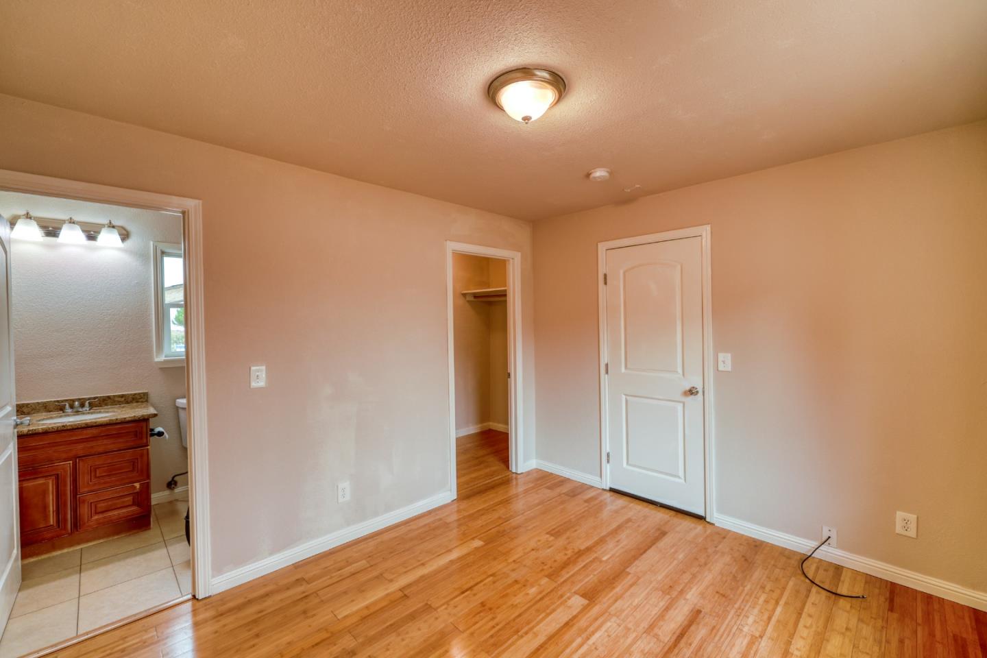 Detail Gallery Image 13 of 30 For 1652 Luxton St, Seaside,  CA 93955 - 3 Beds | 2 Baths