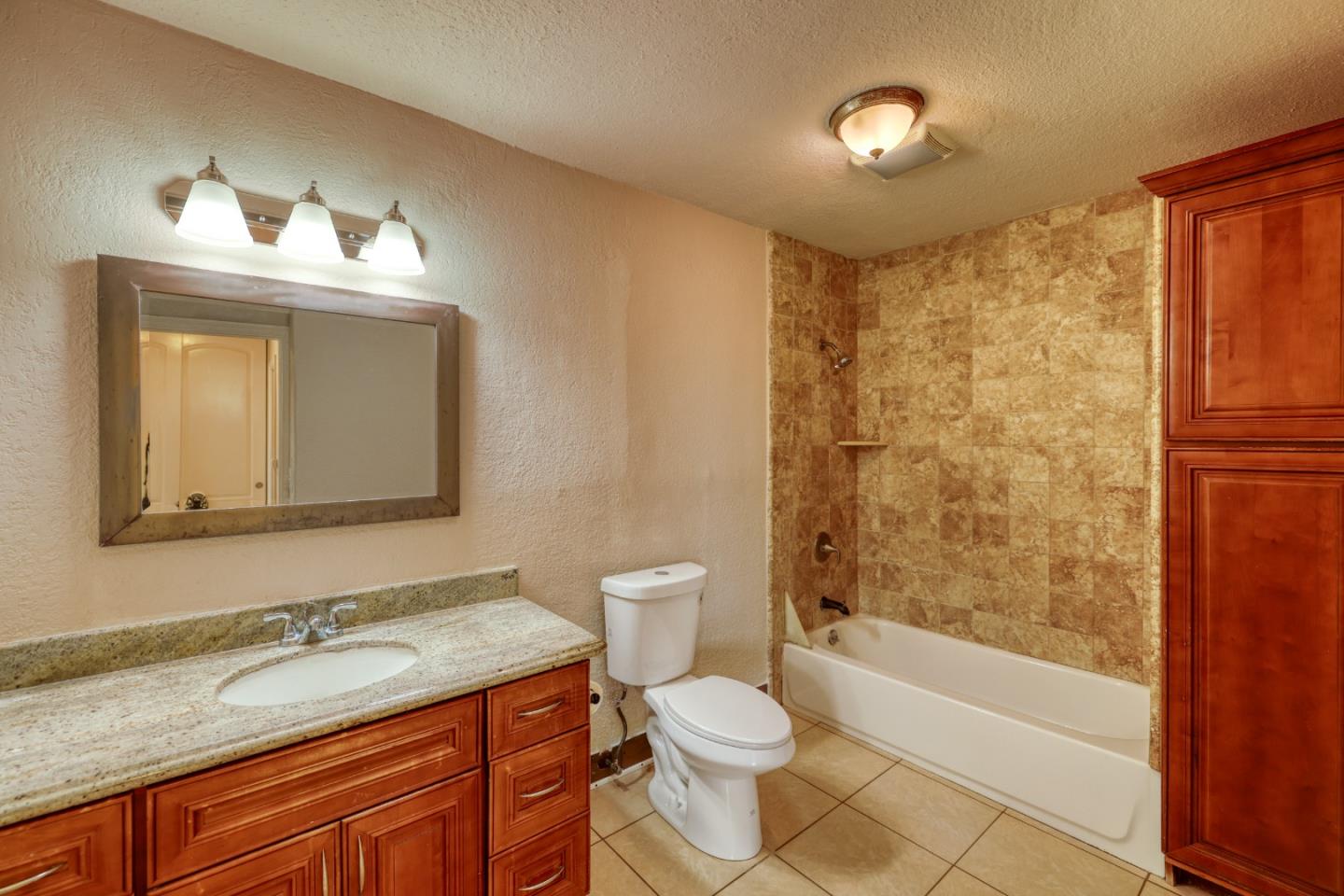 Detail Gallery Image 15 of 30 For 1652 Luxton St, Seaside,  CA 93955 - 3 Beds | 2 Baths