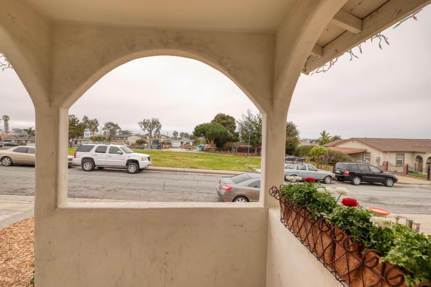 Detail Gallery Image 18 of 30 For 1652 Luxton St, Seaside,  CA 93955 - 3 Beds | 2 Baths