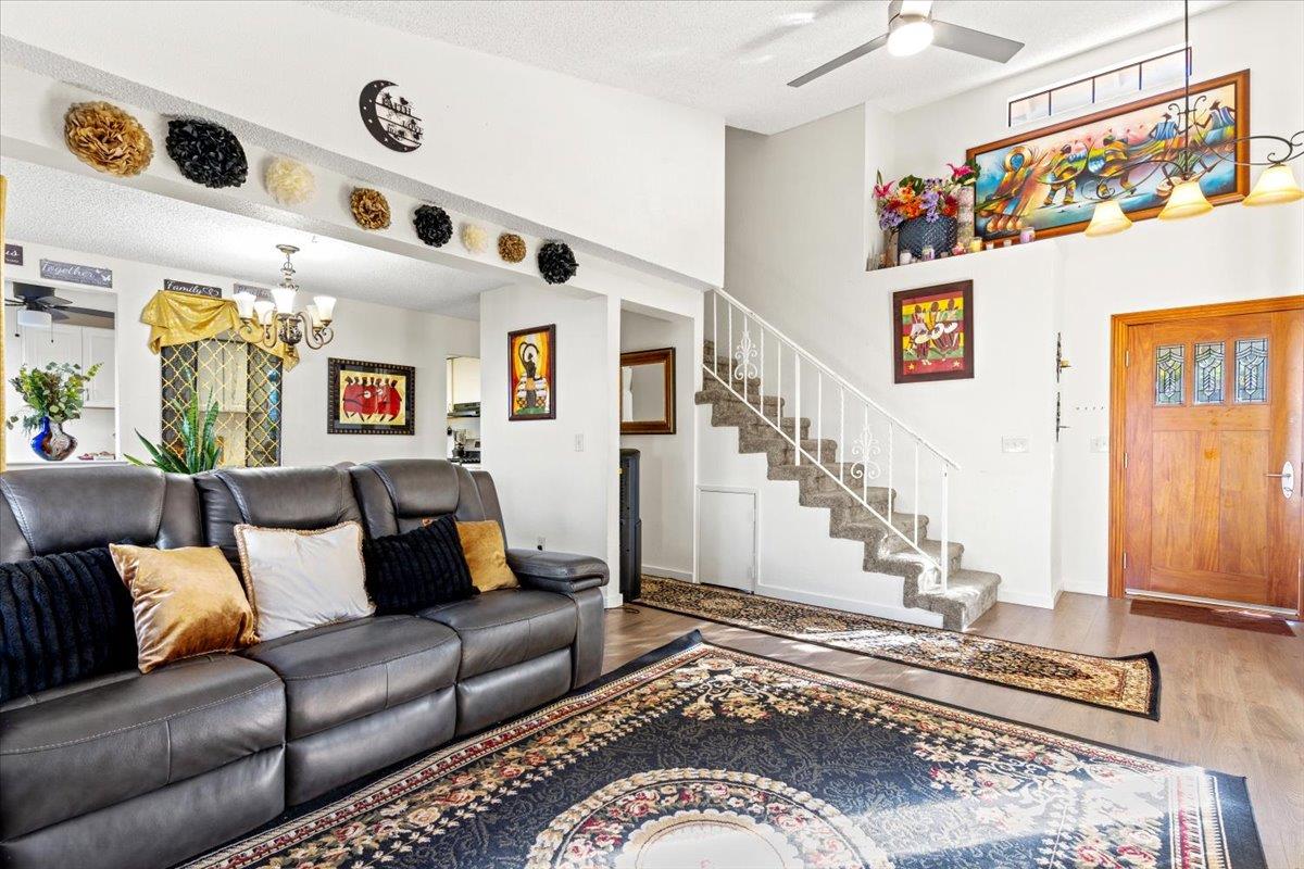 Detail Gallery Image 7 of 25 For 2524 Brazil Ct, Antioch,  CA 94509 - 4 Beds | 3 Baths