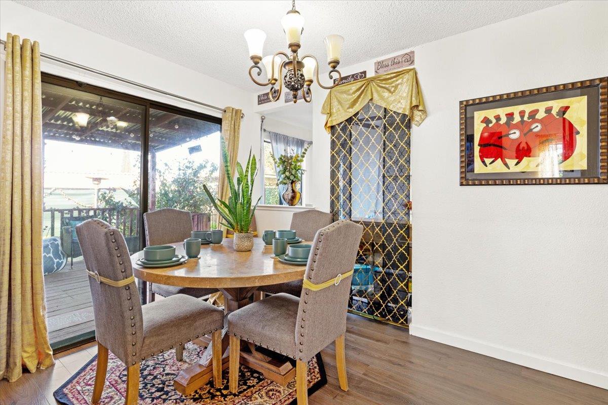 Detail Gallery Image 8 of 25 For 2524 Brazil Ct, Antioch,  CA 94509 - 4 Beds | 3 Baths