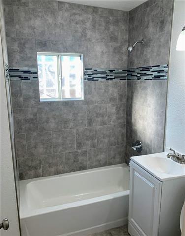 Detail Gallery Image 10 of 24 For 1620 Sycamore Ave, Stockton,  CA 95205 - 3 Beds | 2 Baths