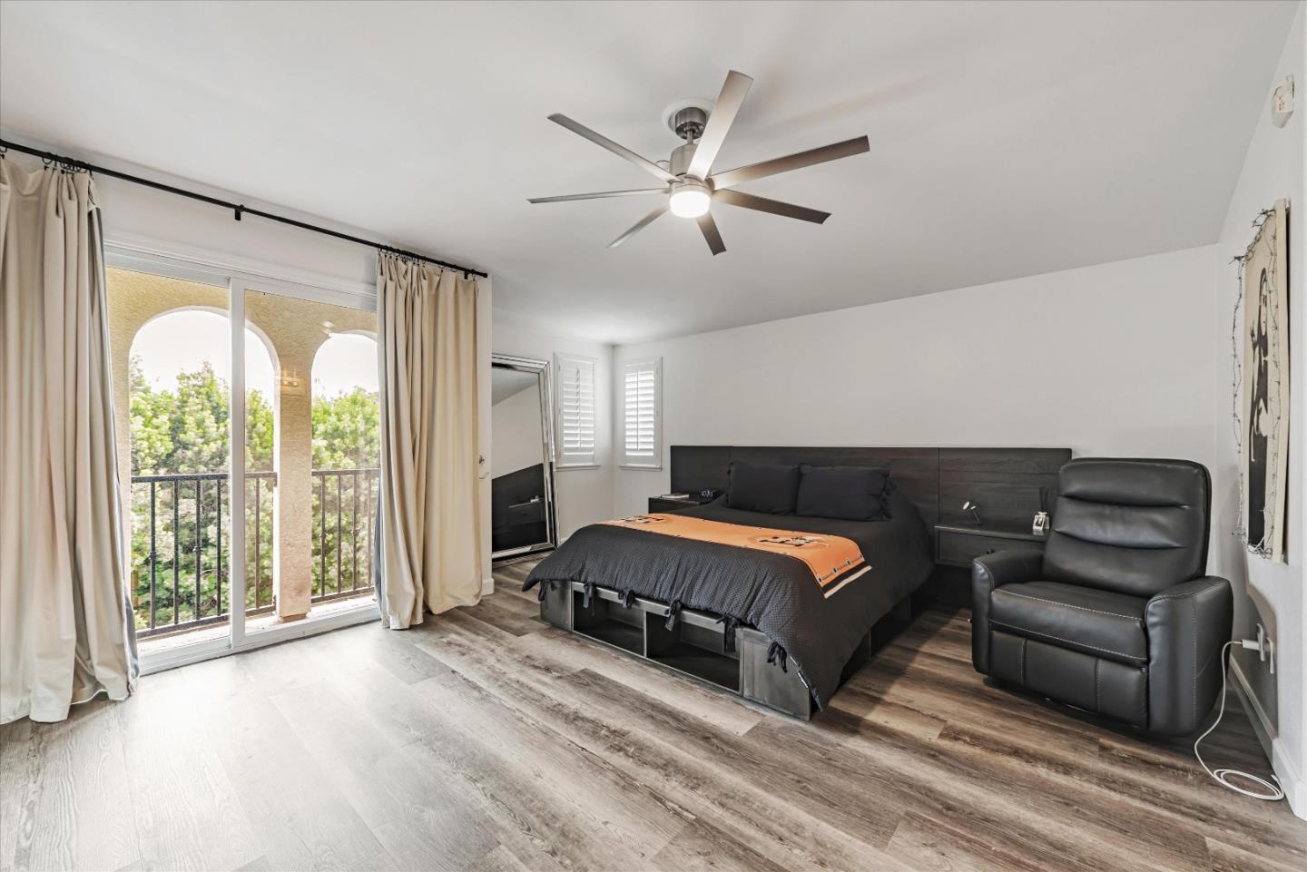 Detail Gallery Image 26 of 44 For 1412 Alegria Loop, San Jose,  CA 95128 - 2 Beds | 2/1 Baths