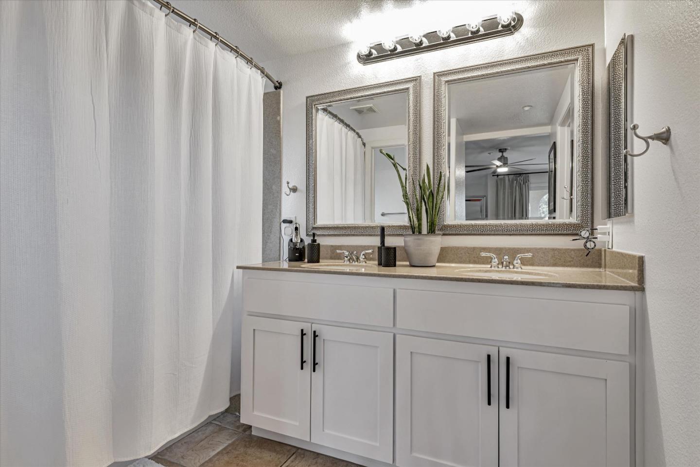 Detail Gallery Image 30 of 44 For 1412 Alegria Loop, San Jose,  CA 95128 - 2 Beds | 2/1 Baths