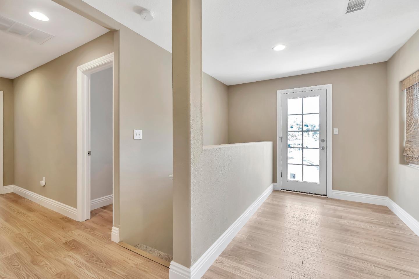 Detail Gallery Image 19 of 58 For 3848 Mariposa Dr, Clearlake Park,  CA 95424 - 5 Beds | 2/1 Baths