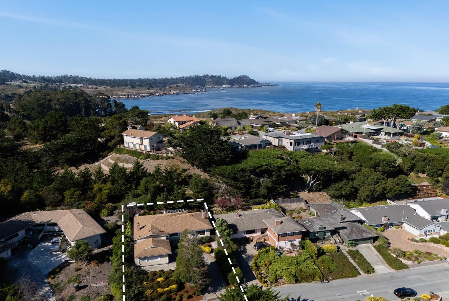 Detail Gallery Image 2 of 26 For 3050 Ribera Rd, Carmel,  CA 93923 - 3 Beds | 2 Baths