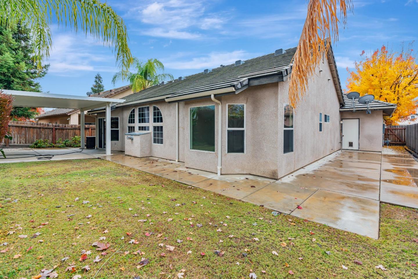 Detail Gallery Image 16 of 17 For 1126 E Royal Dornoch, Fresno,  CA 93730 - 4 Beds | 3 Baths