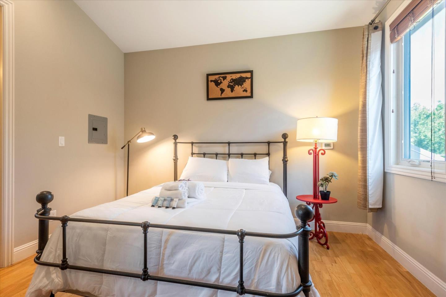 Detail Gallery Image 14 of 22 For 21 S Claremont St #13,  San Mateo,  CA 94401 - 1 Beds | 1/1 Baths