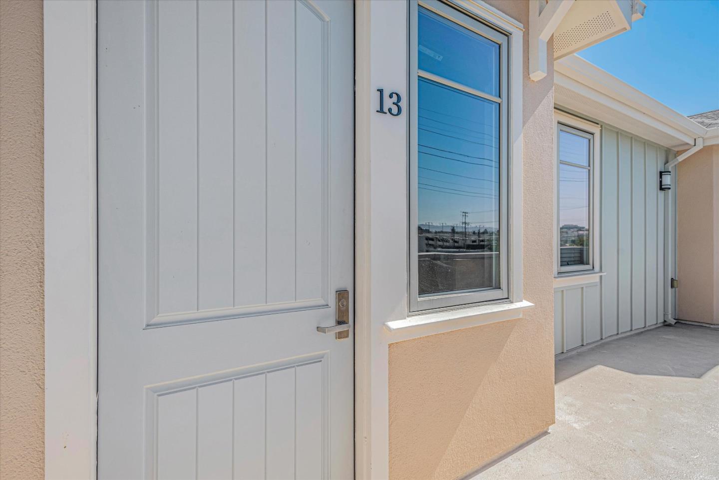 Detail Gallery Image 4 of 22 For 21 S Claremont St #13,  San Mateo,  CA 94401 - 1 Beds | 1/1 Baths