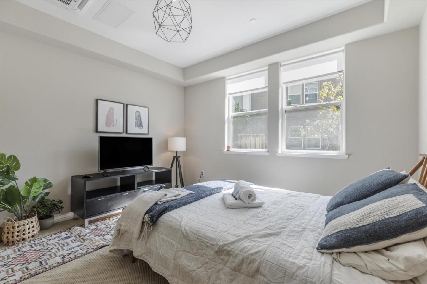Detail Gallery Image 16 of 28 For 6568 Vision Ct, San Jose,  CA 95119 - 2 Beds | 2 Baths