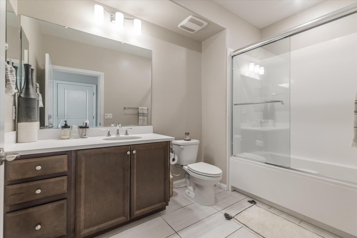 Detail Gallery Image 21 of 28 For 6568 Vision Ct, San Jose,  CA 95119 - 2 Beds | 2 Baths