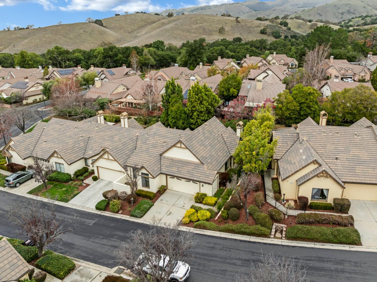 Detail Gallery Image 4 of 58 For 7684 Galloway Dr, San Jose,  CA 95135 - 2 Beds | 2 Baths