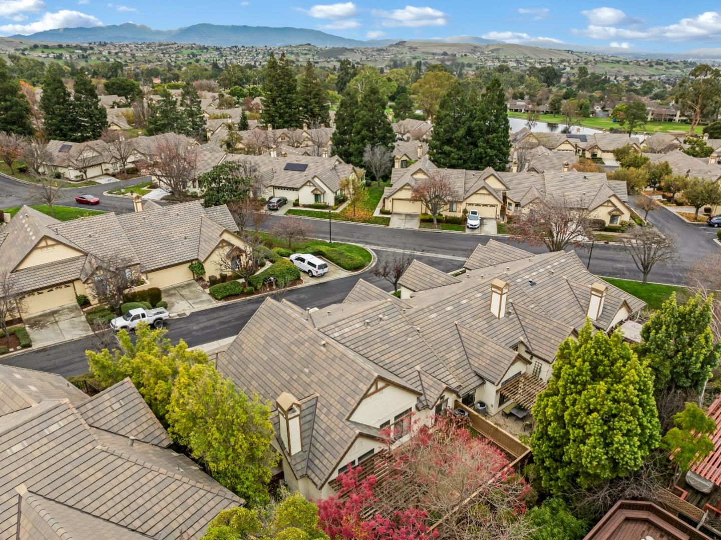 Detail Gallery Image 6 of 58 For 7684 Galloway Dr, San Jose,  CA 95135 - 2 Beds | 2 Baths