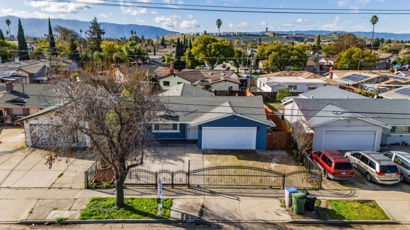 Detail Gallery Image 34 of 36 For 3085 Senter Rd, San Jose,  CA 95111 - 4 Beds | 2 Baths