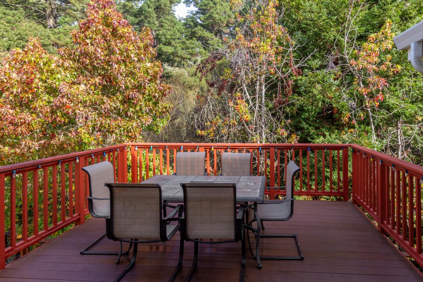 Detail Gallery Image 6 of 11 For 263 Dry Creek Rd, Aptos,  CA 95003 - 3 Beds | 2/1 Baths