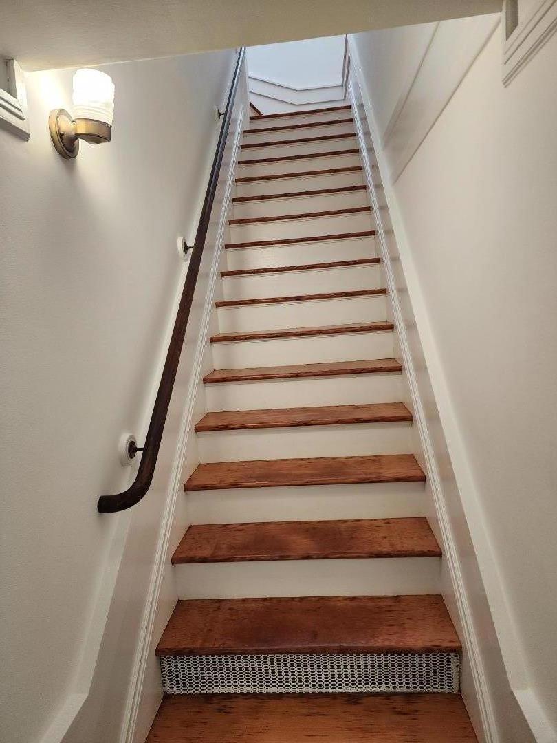 Detail Gallery Image 2 of 24 For California St, San Francisco,  CA 94118 - 2 Beds | 1/1 Baths