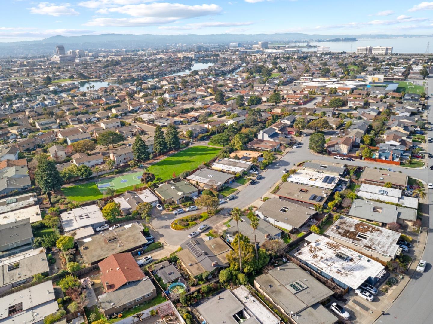 Detail Gallery Image 30 of 36 For 224 Loon Ct, Foster City,  CA 94404 - 4 Beds | 2 Baths