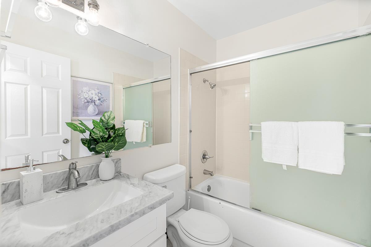 Detail Gallery Image 17 of 32 For 979 Gilchrist Dr #1,  San Jose,  CA 95133 - 2 Beds | 1 Baths