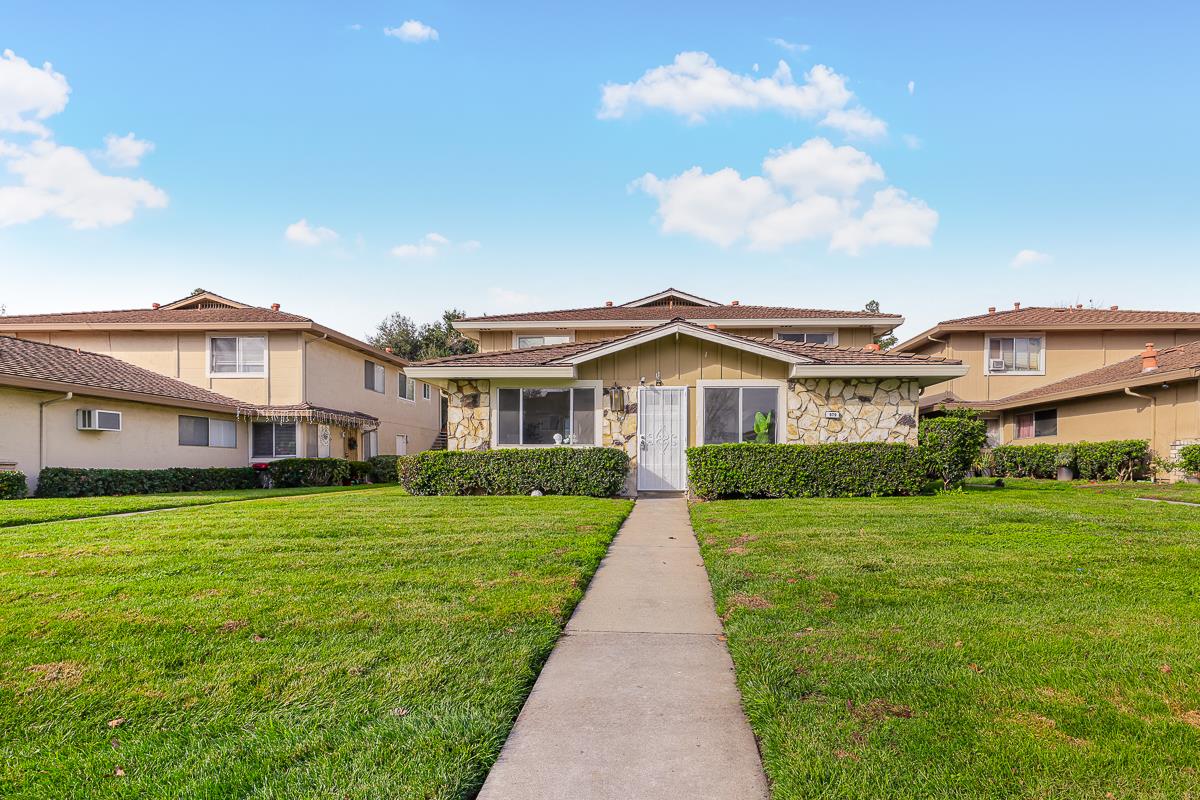 Detail Gallery Image 25 of 32 For 979 Gilchrist Dr #1,  San Jose,  CA 95133 - 2 Beds | 1 Baths