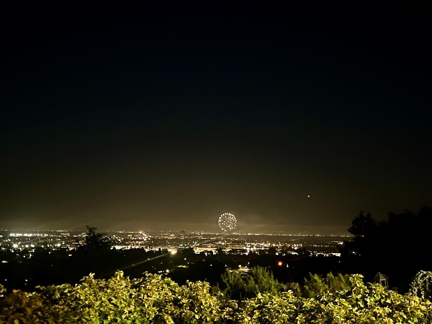 Detail Gallery Image 3 of 17 For 844 Overlook Ct, San Mateo,  CA 94403 - 4 Beds | 3 Baths