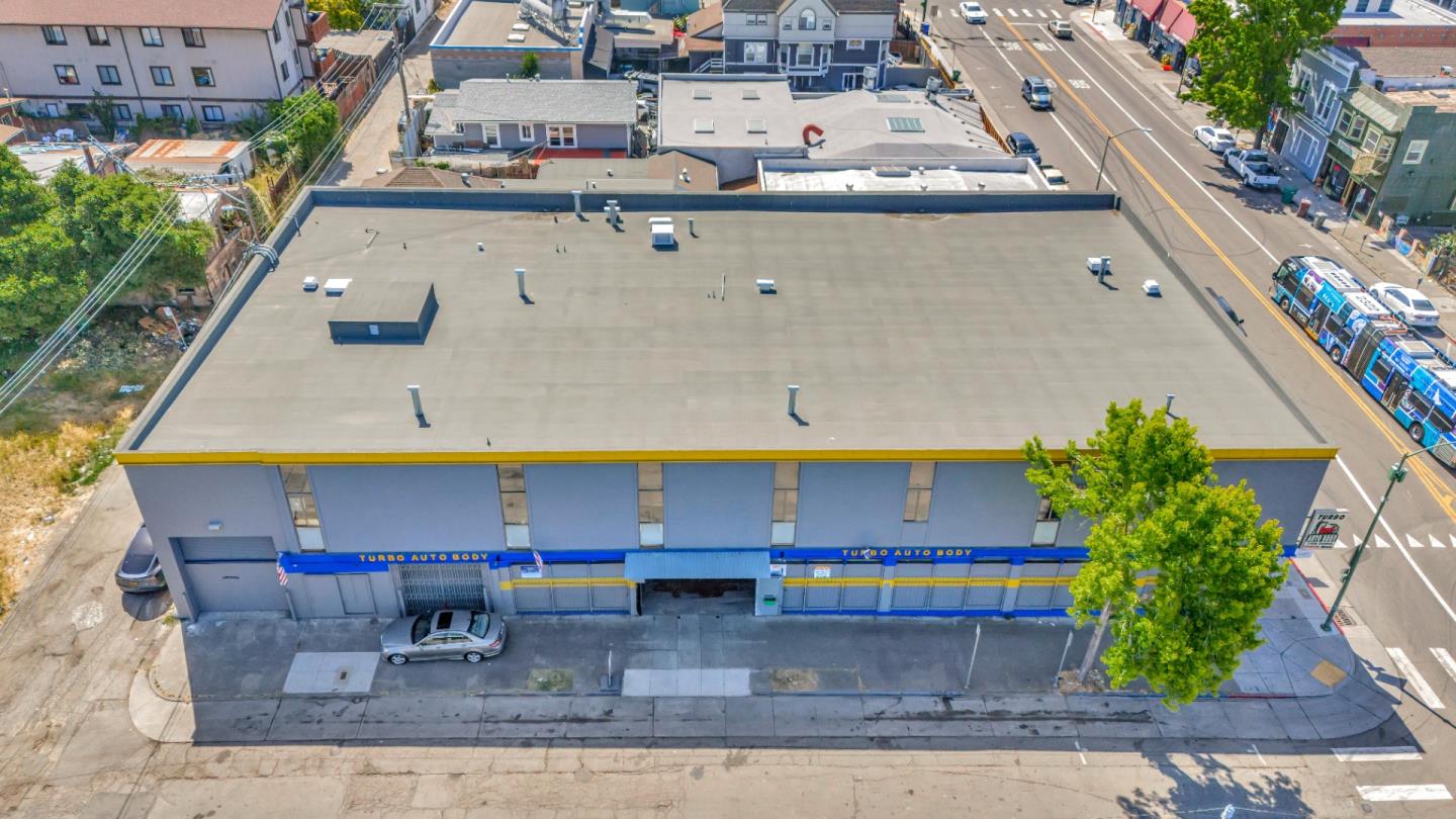 1700 International Boulevard, Oakland, California 94606, ,Commercial Sale,For Sale,1700 International Boulevard,ML81989141