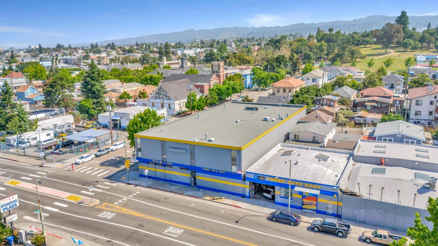 1700 International Boulevard, Oakland, California 94606, ,Commercial Sale,For Sale,1700 International Boulevard,ML81989141