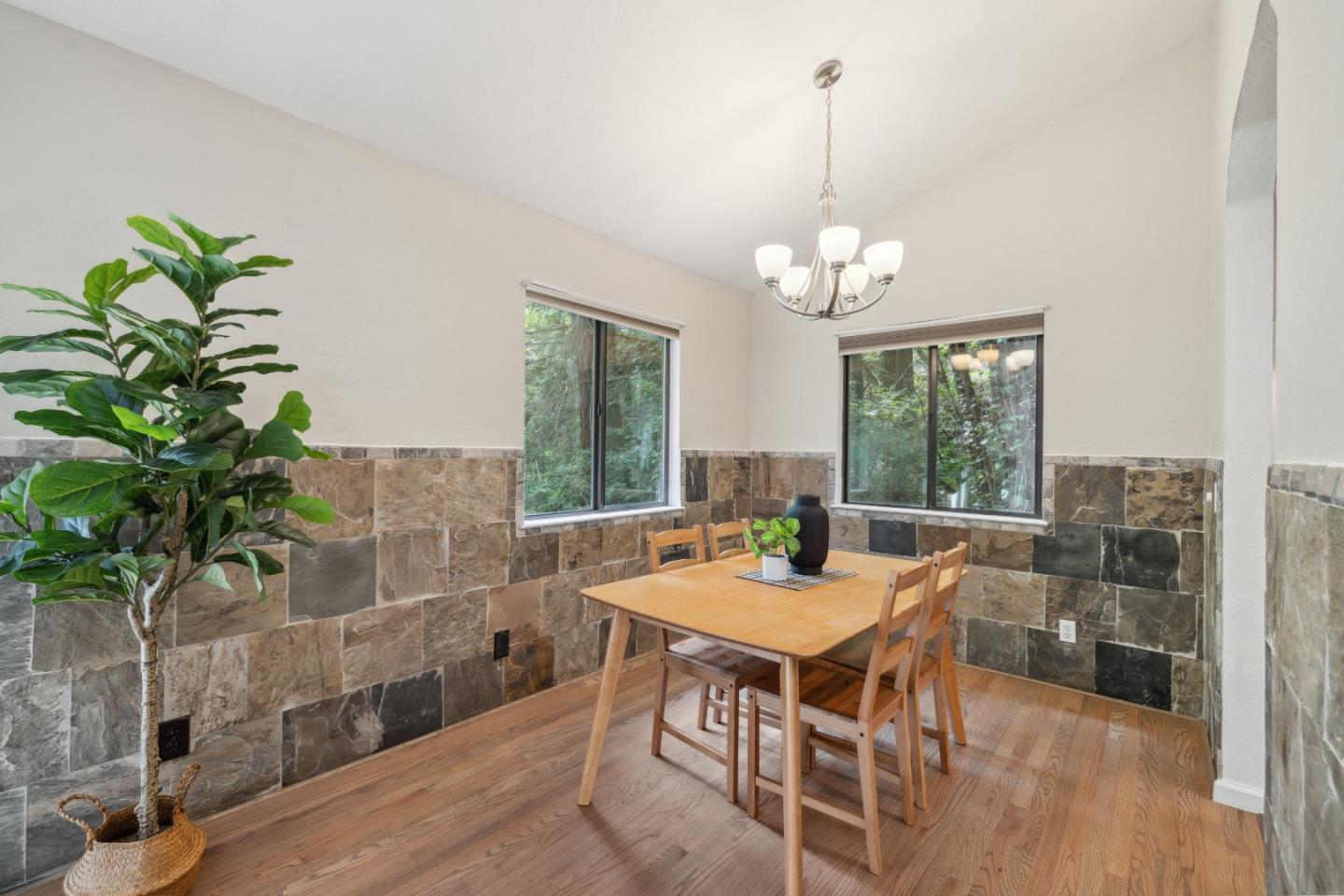 Detail Gallery Image 6 of 43 For 548 River Rd, Boulder Creek,  CA 95006 - 2 Beds | 1 Baths