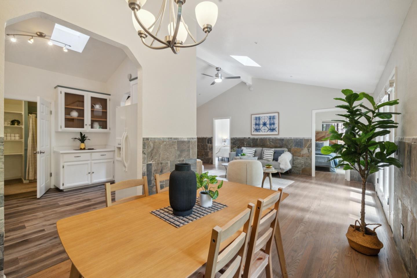 Detail Gallery Image 8 of 43 For 548 River Rd, Boulder Creek,  CA 95006 - 2 Beds | 1 Baths
