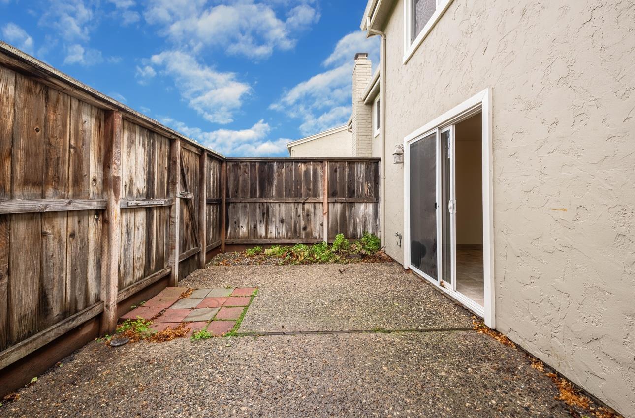 Detail Gallery Image 9 of 36 For 345 Coleridge Dr #80,  Salinas,  CA 93901 - 3 Beds | 1/1 Baths