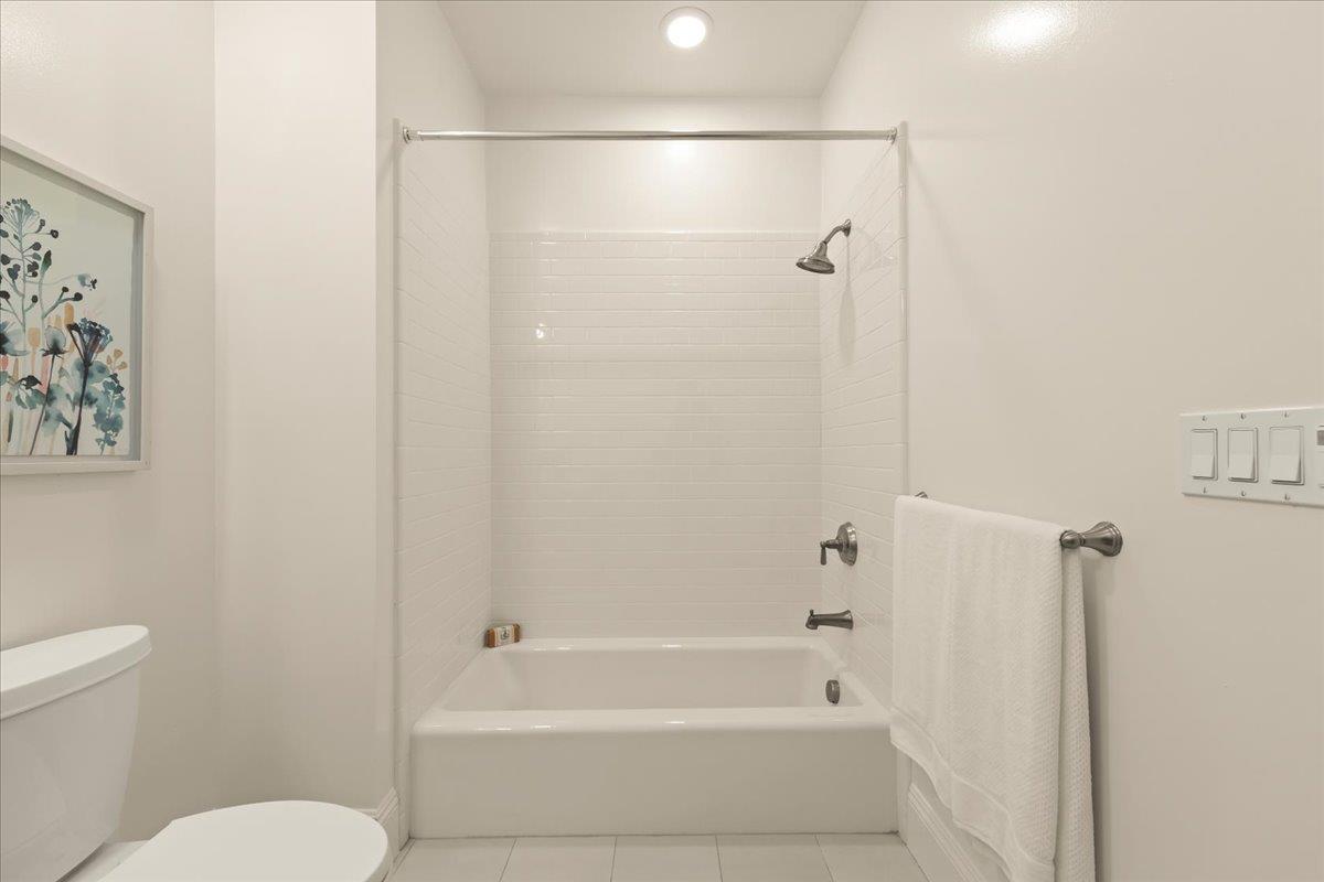 Detail Gallery Image 25 of 38 For 100 1st St #110,  Los Altos,  CA 94022 - 2 Beds | 2 Baths