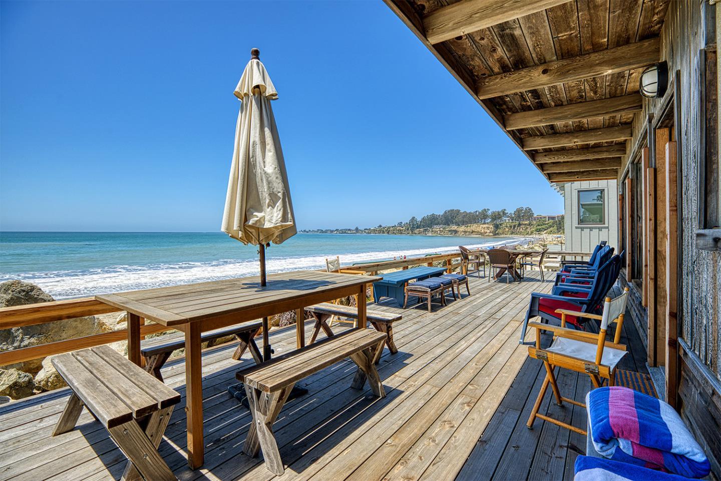 Detail Gallery Image 6 of 28 For 16 Potbelly Beach Rd, Aptos,  CA 95003 - 2 Beds | 1 Baths