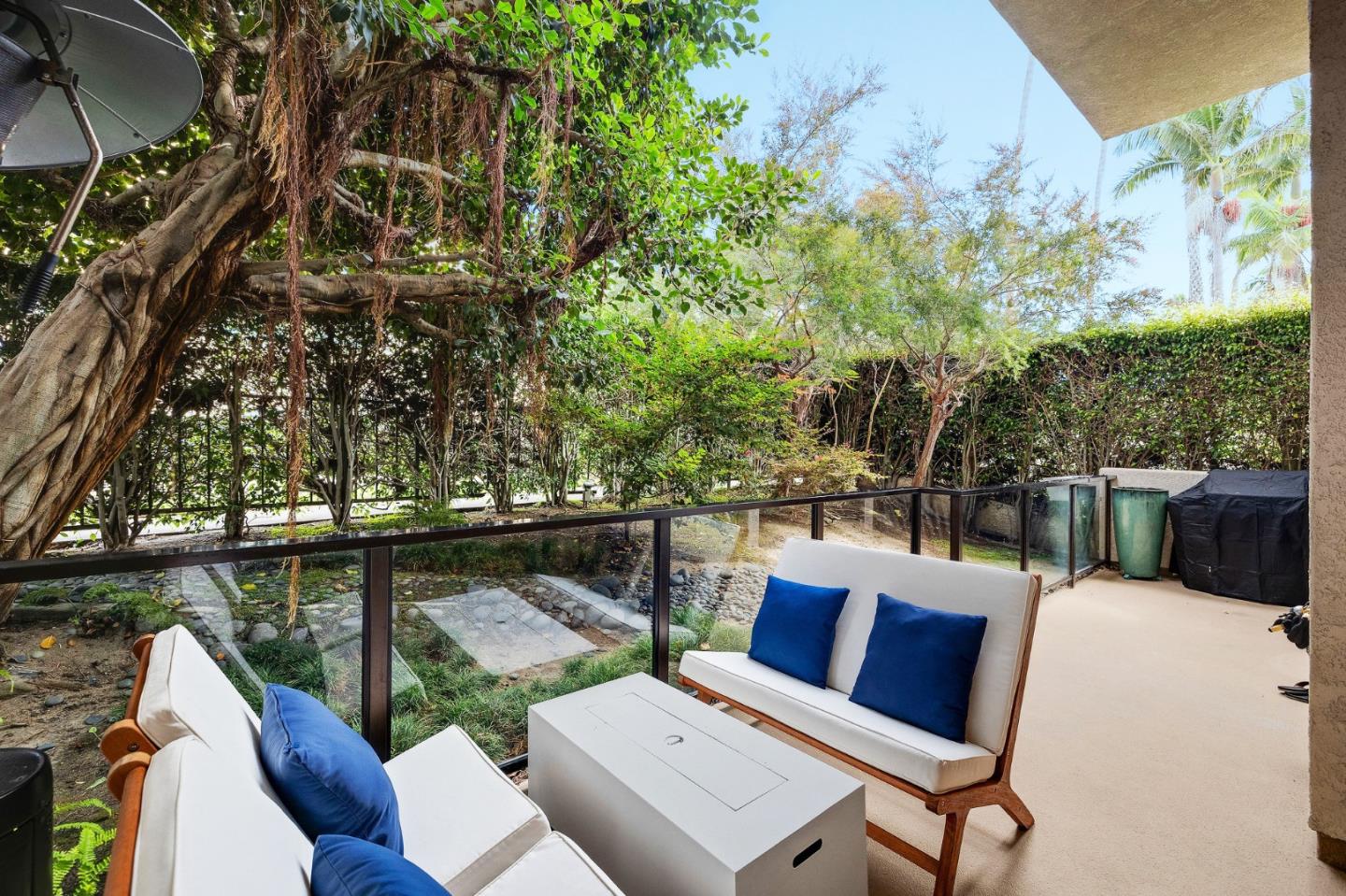 Detail Gallery Image 16 of 37 For 420 Esplanade #4,  Redondo Beach,  CA 90277 - 2 Beds | 2 Baths