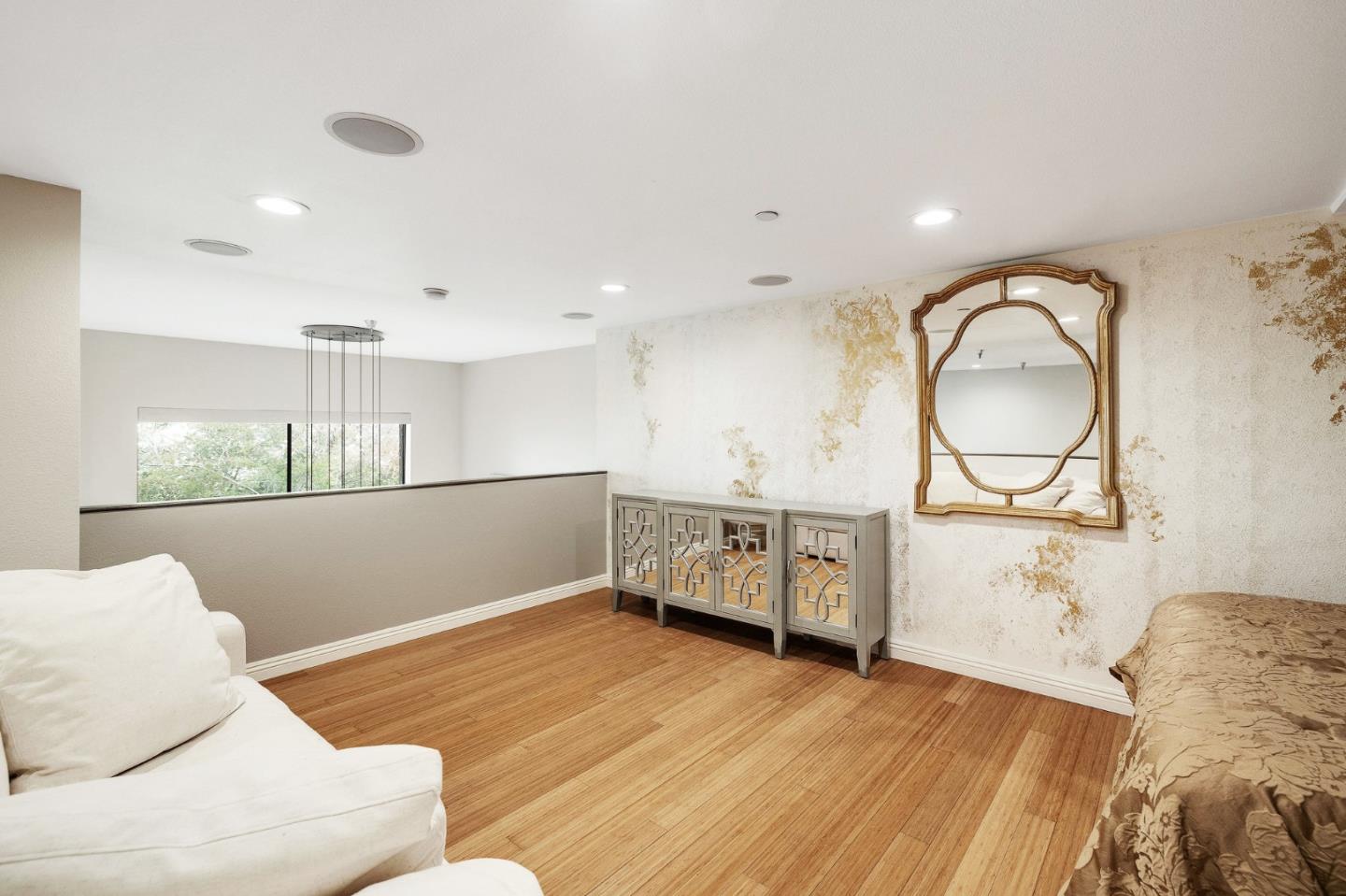 Detail Gallery Image 18 of 37 For 420 Esplanade #4,  Redondo Beach,  CA 90277 - 2 Beds | 2 Baths