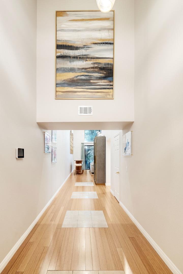 Detail Gallery Image 3 of 37 For 420 Esplanade #4,  Redondo Beach,  CA 90277 - 2 Beds | 2 Baths