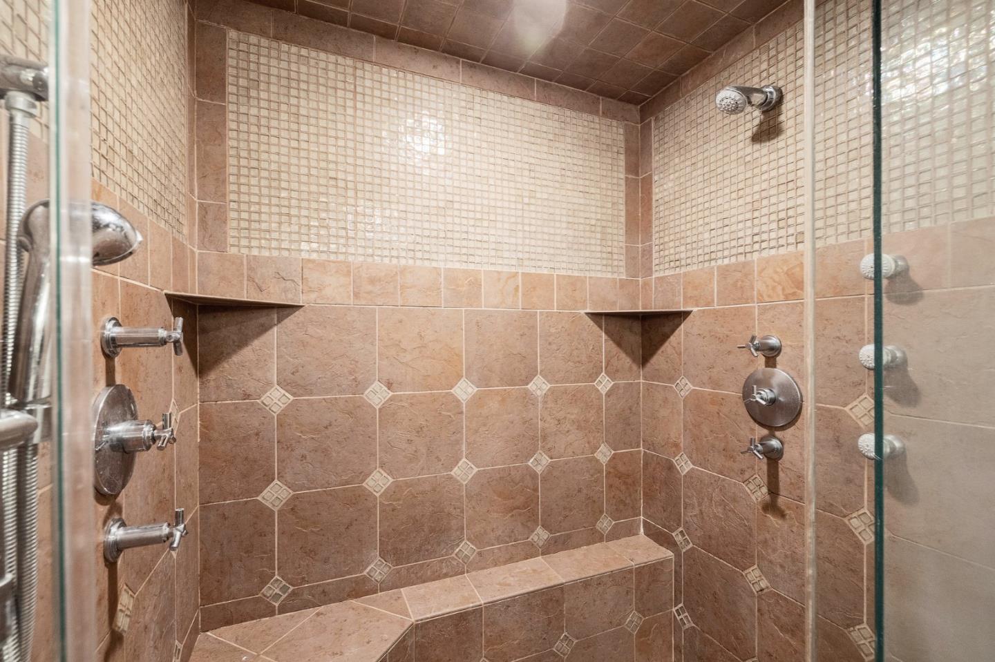 Detail Gallery Image 31 of 37 For 420 Esplanade #4,  Redondo Beach,  CA 90277 - 2 Beds | 2 Baths