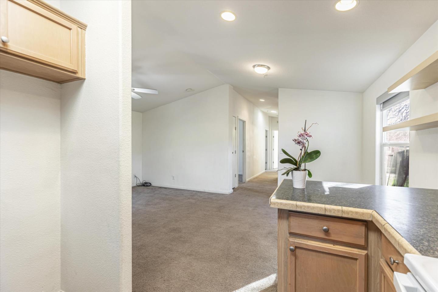 Detail Gallery Image 23 of 41 For 10995 Santa Teresa Blvd, Gilroy,  CA 95020 - 4 Beds | 2/1 Baths