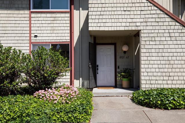 Detail Gallery Image 2 of 17 For 1021 Cheryl Ann Cir #62,  Hayward,  CA 94544 - 3 Beds | 2 Baths