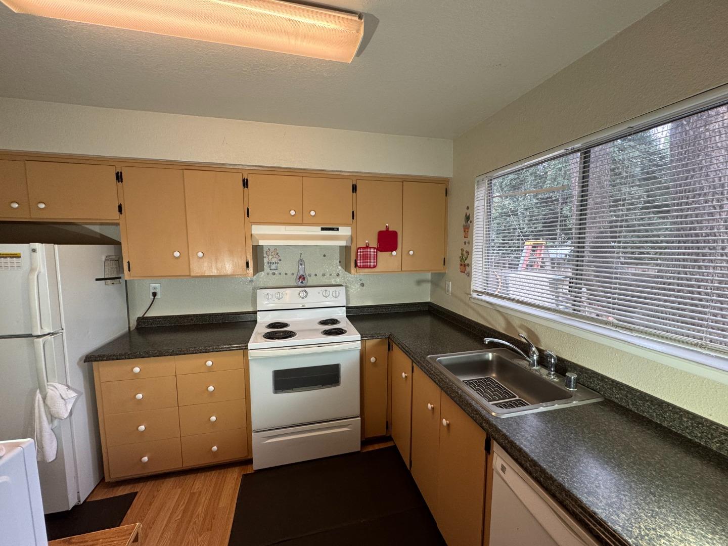 Detail Gallery Image 2 of 16 For 7530 Church St, Gilroy,  CA 95020 - – Beds | – Baths