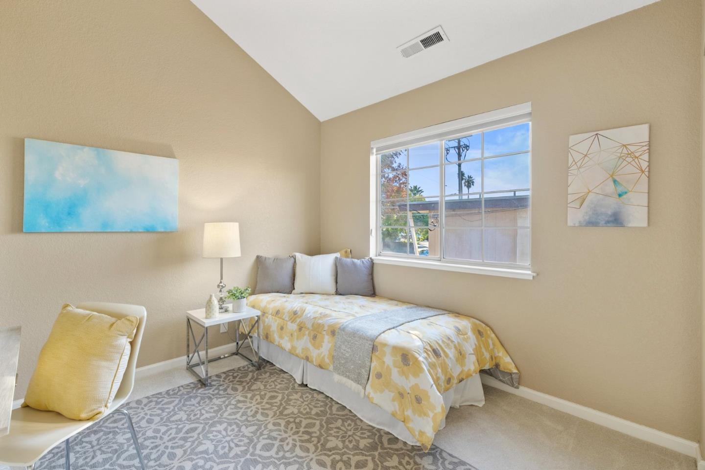 Detail Gallery Image 15 of 26 For 65 E Latimer Ave, Campbell,  CA 95008 - 3 Beds | 2/1 Baths