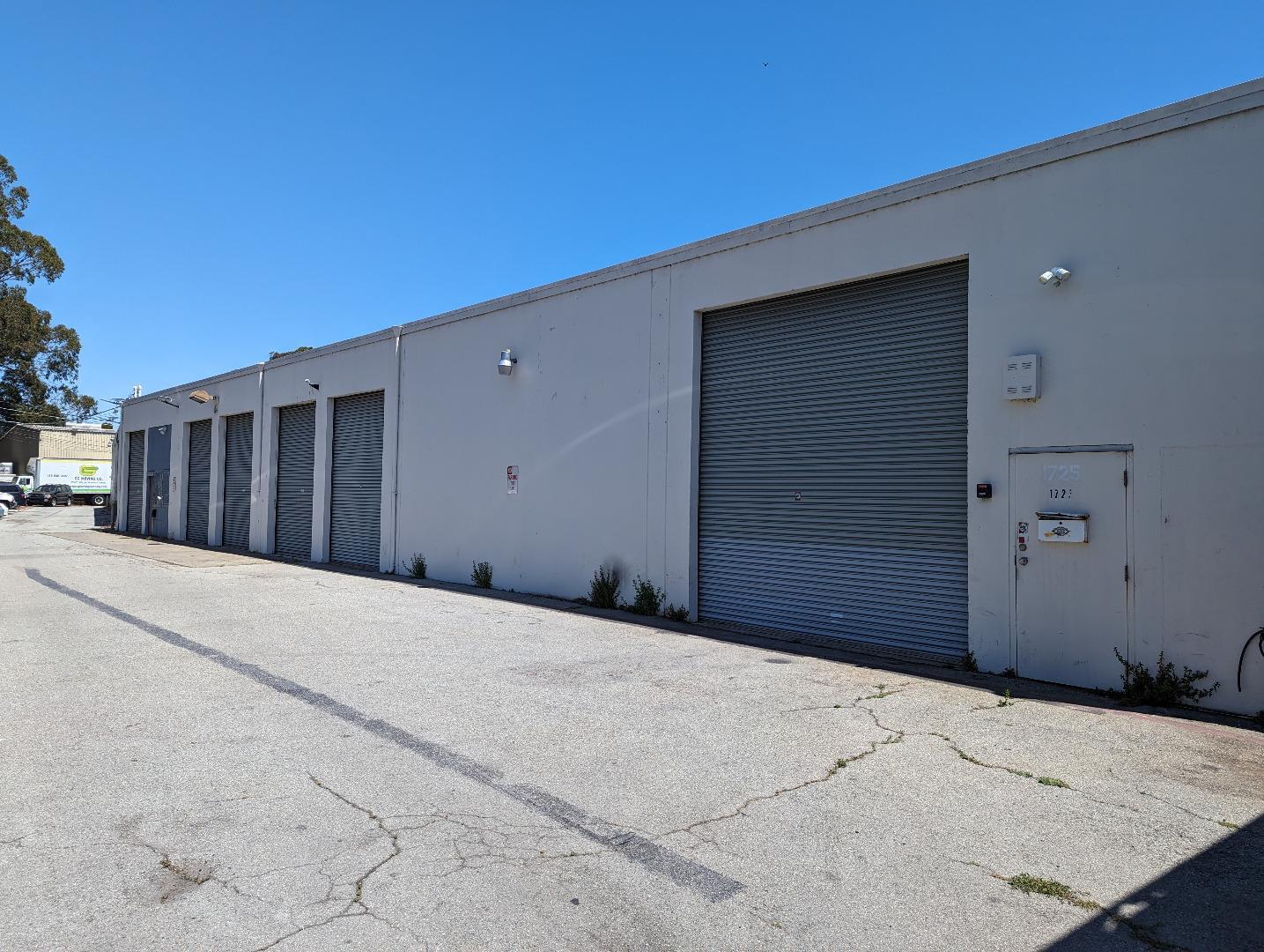 Detail Gallery Image 2 of 6 For 1725-1733 Mission Rd, Colma,  CA 94080 - – Beds | – Baths