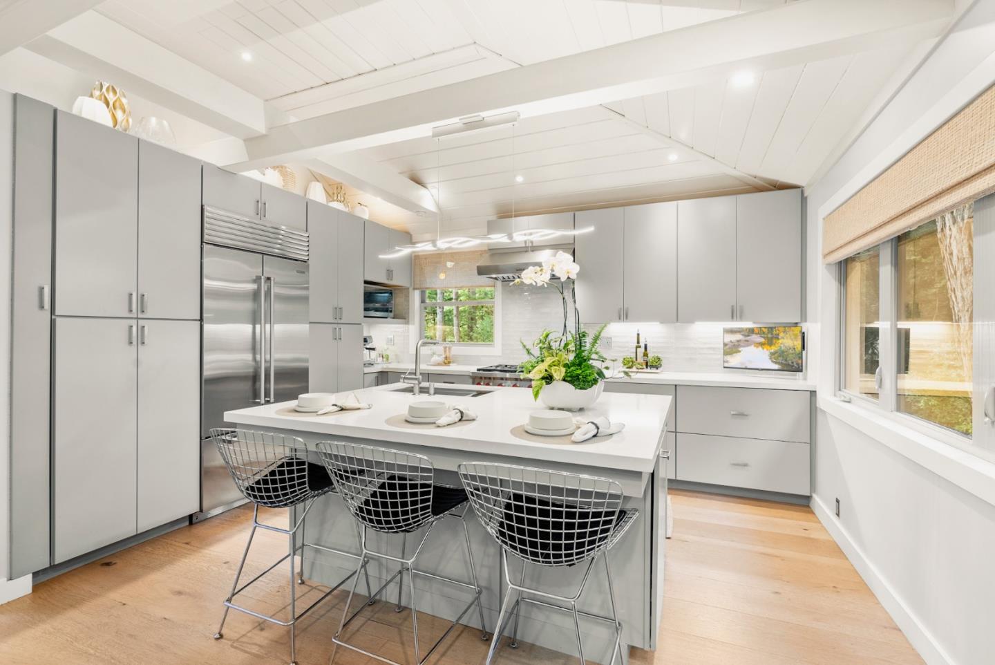 Detail Gallery Image 14 of 67 For 13499 La Honda Rd, Woodside,  CA 94062 - 4 Beds | 2 Baths